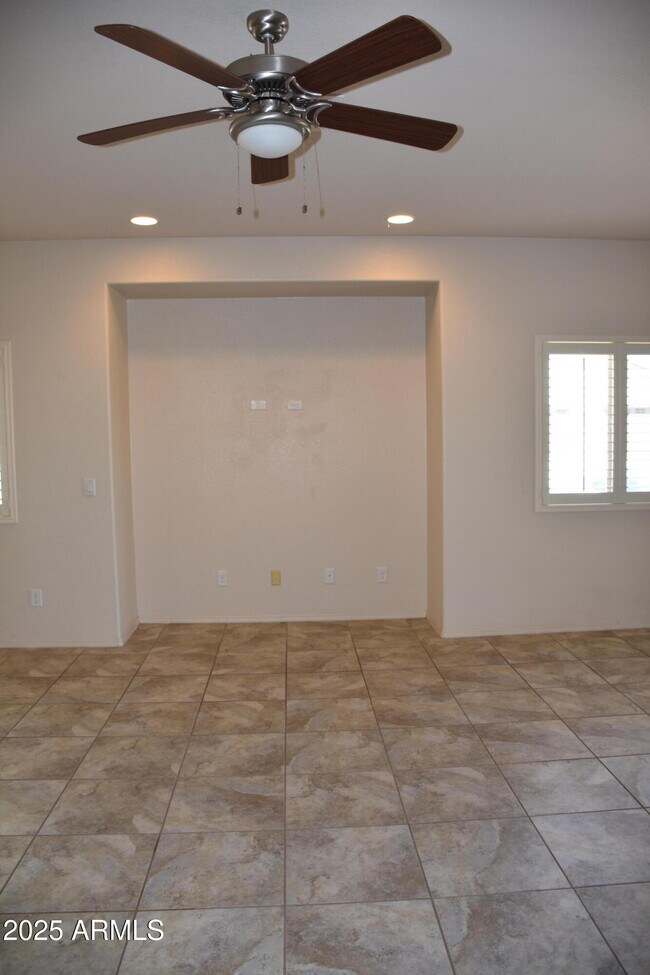 Building Photo - 4520 Leisure Ln