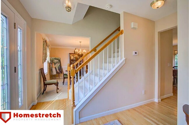 Building Photo - Beautiful 4 Bed 3 Bath Home For Immediate ...