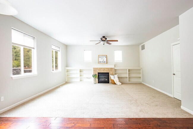 Building Photo - 23502 77th Ave E