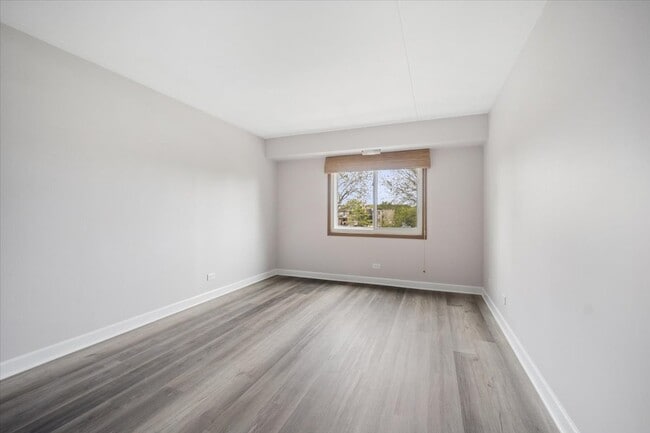 Building Photo - 475 Plum Creek Dr