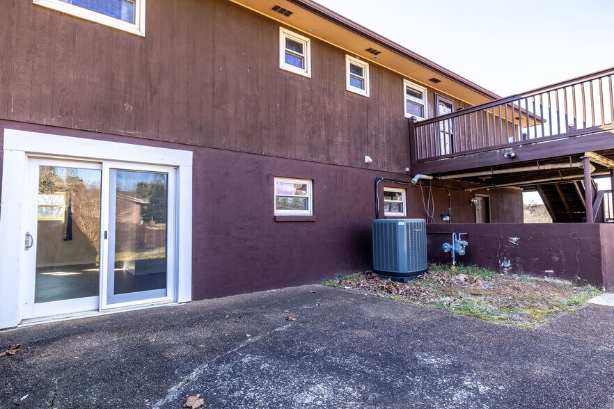 Building Photo - 908 Dartford Rd