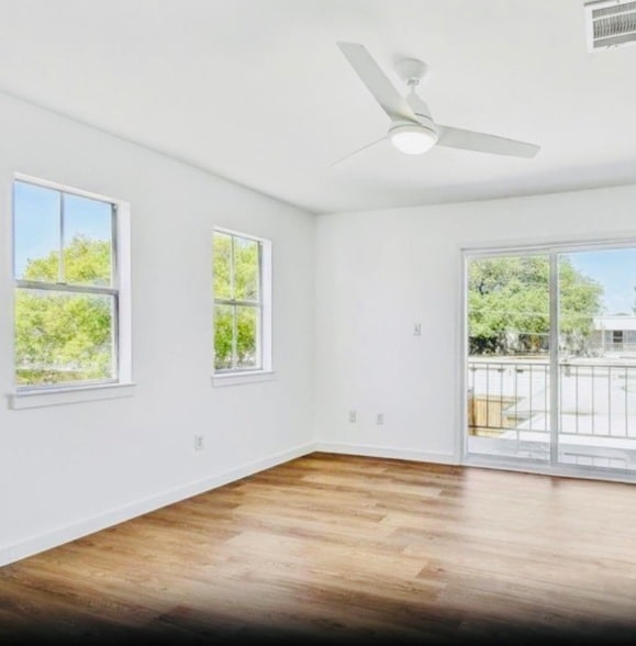Building Photo - 11821 Petal Dr