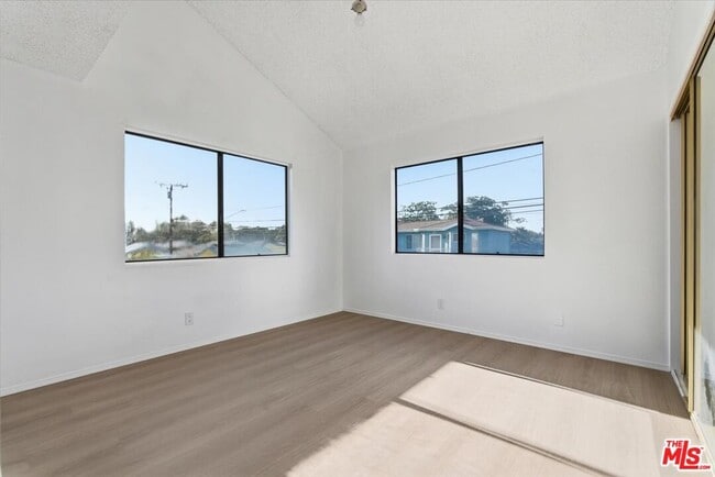 Building Photo - 2513 190th St