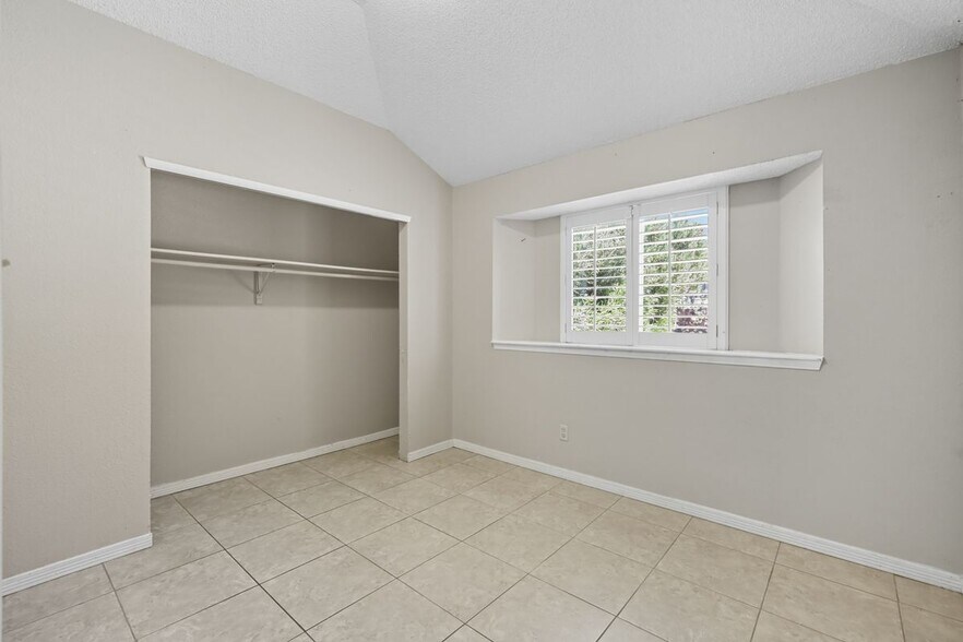 Building Photo - 1216 Velma Miles Pl