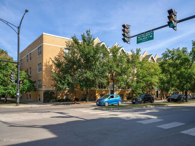 Building Photo - 3137 W Palmer Square