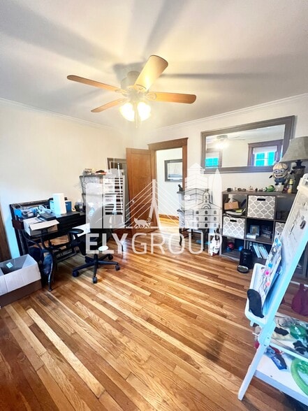 Building Photo - 230 Lake St