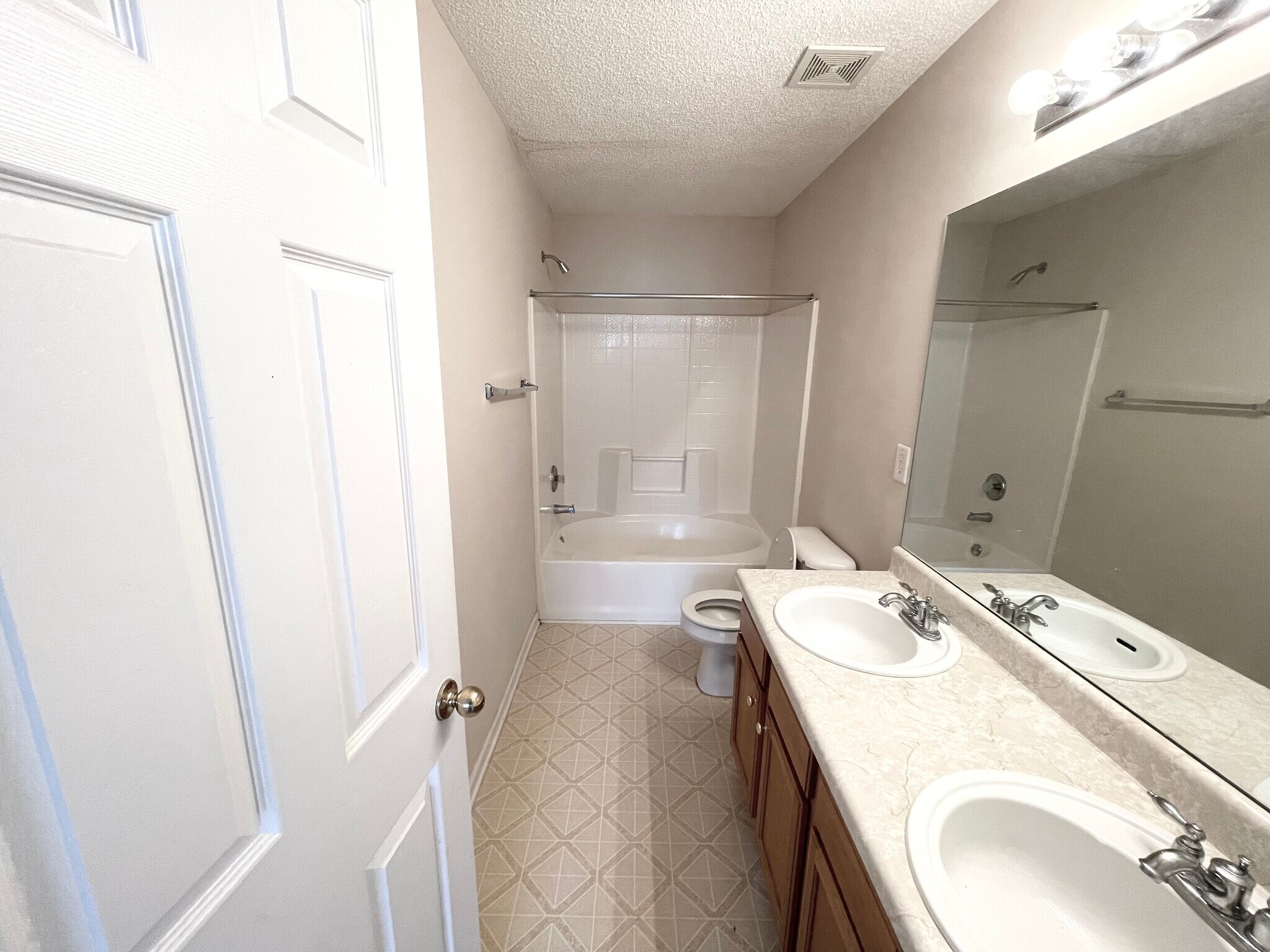 Building Photo - 7134 Georges Way