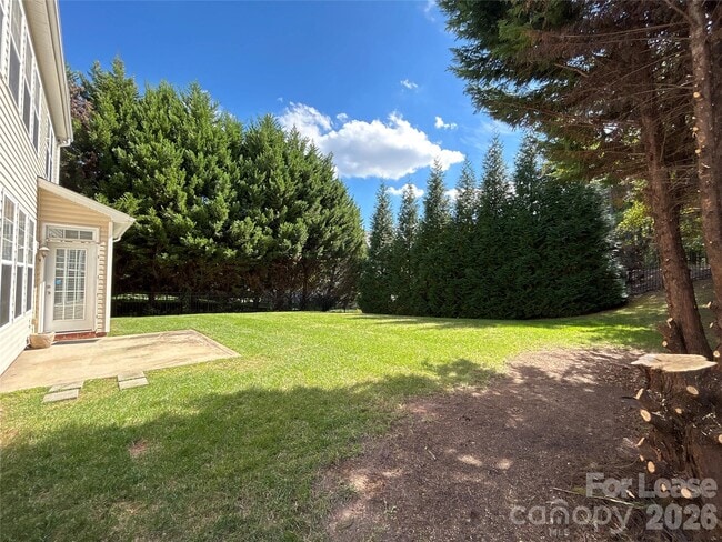 Building Photo - 16110 Cloverleaf Ct