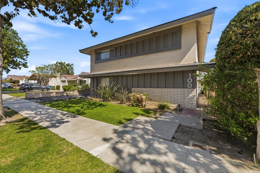 Building Photo - 100 N El Molino St