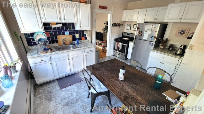 Primary Photo - 280 Brookline St