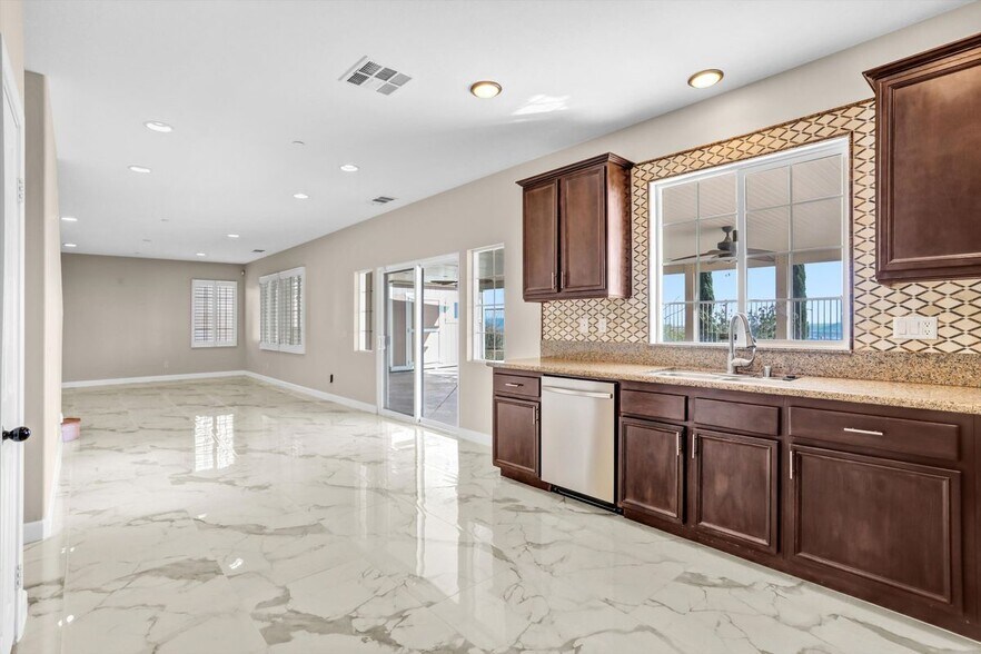 Building Photo - 12535 Melon Dr