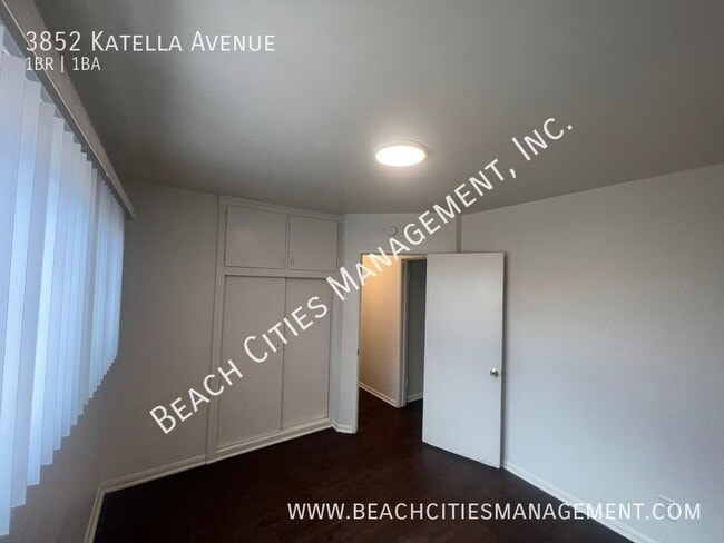 Building Photo - 3852 Katella Ave