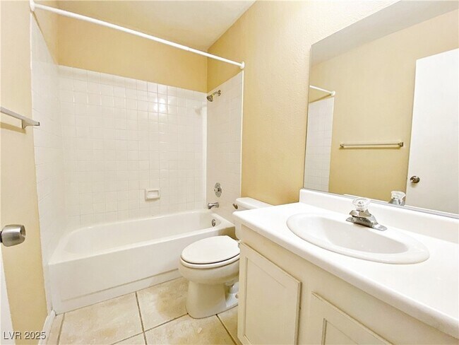 Building Photo - 8316 Cove Landing Ave