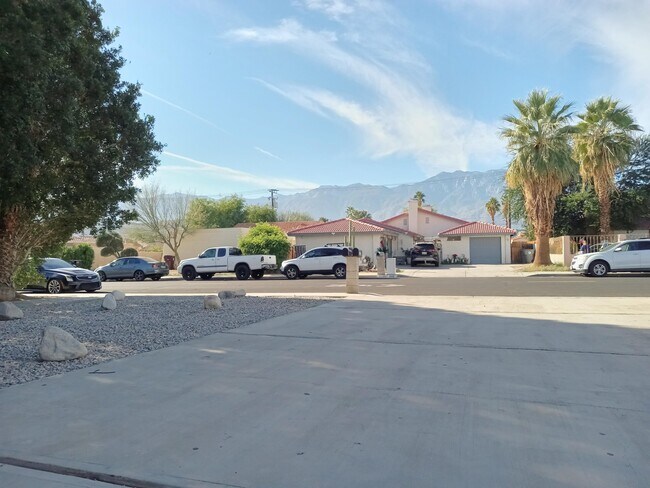 Building Photo - 33662 Whispering Palms Trail