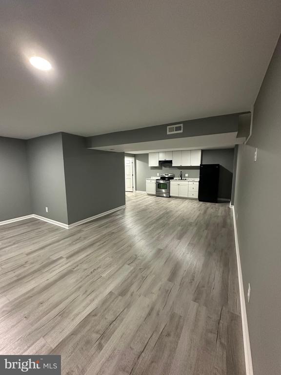 Building Photo - 5 Jonquil Pl