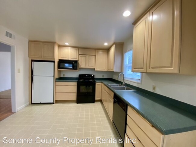 Building Photo - 3 br, 2 bath House - 2115 Montecito Ave