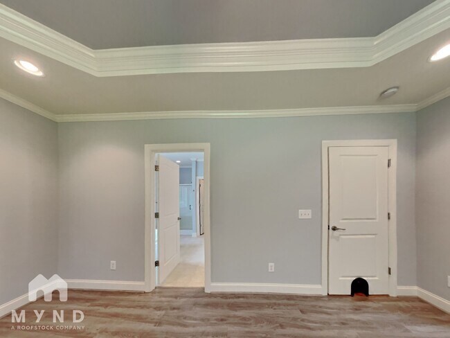 Building Photo - 50 Alvis Ct