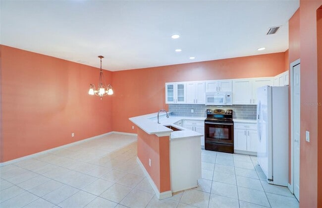 Building Photo - 210 Mystic Falls Dr