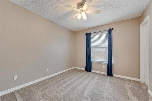 Building Photo - 4958 Briar Oaks Ln