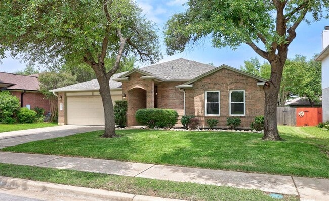 Building Photo - 1617 Abbey Ln