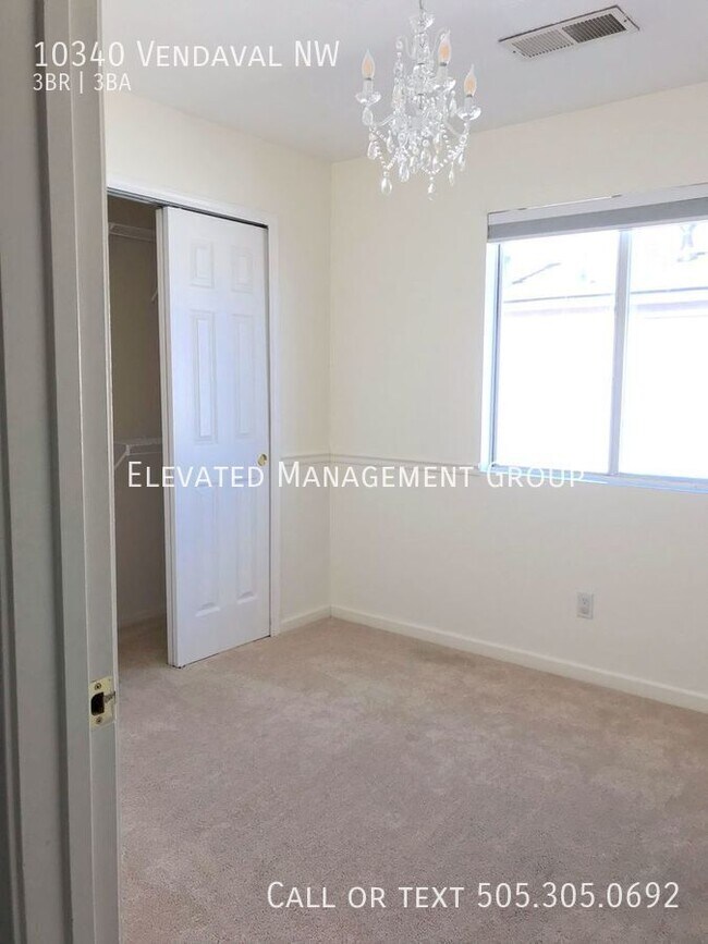 Building Photo - 10340 Vendaval Ave NW