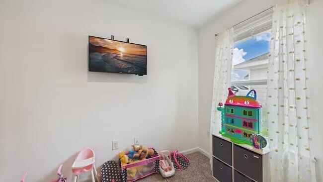 Building Photo - 235 Gray Owl Dr