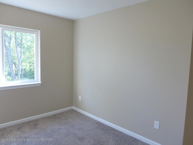 Building Photo - 5832 Outer Dr