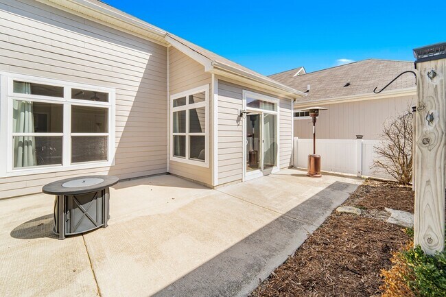 Building Photo - 16519 S Fox Run Cir