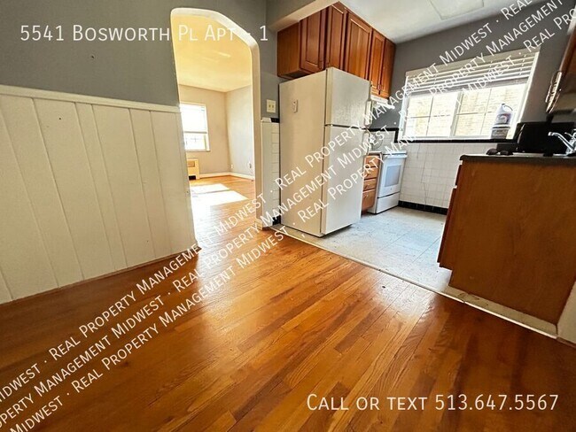 Building Photo - 5541 Bosworth Pl