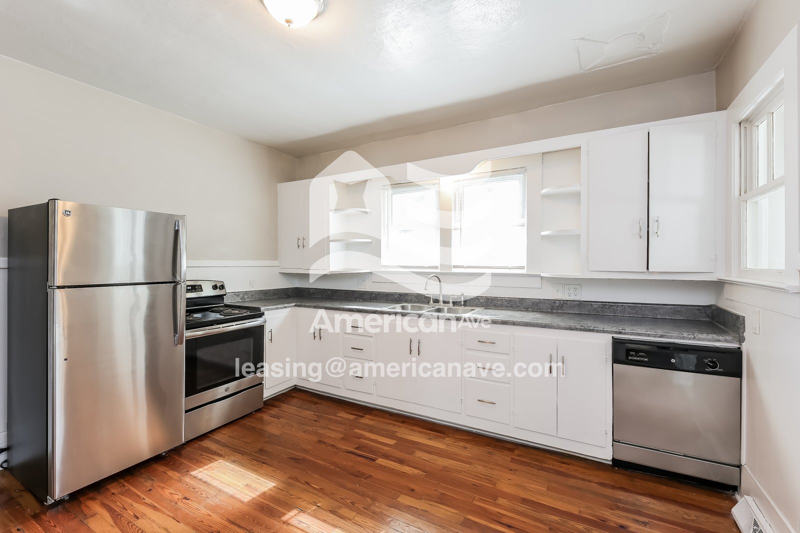 Building Photo - 110 S 4th St