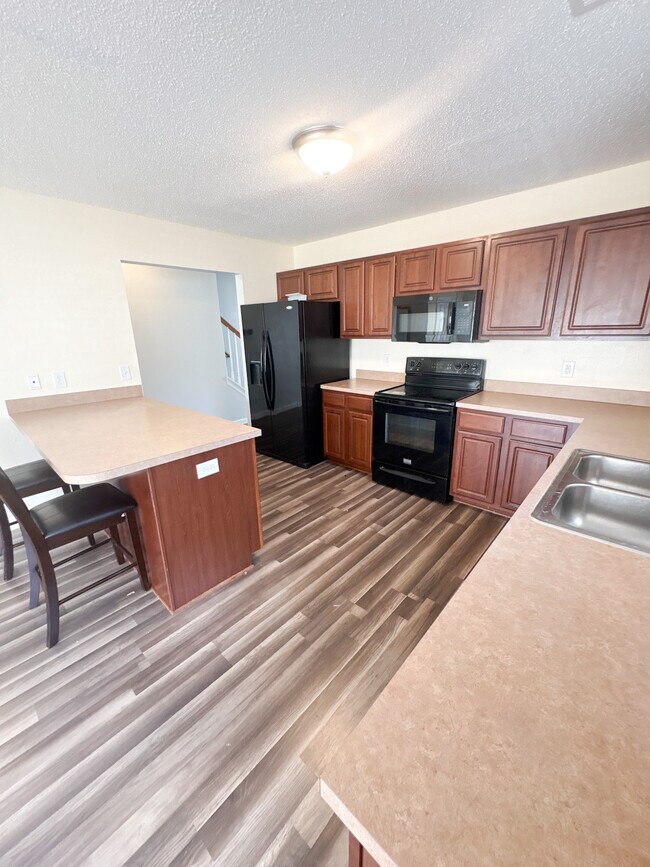 Building Photo - 159 Savannah Hills Dr