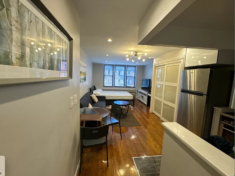 Building Photo - 1628 2nd Ave