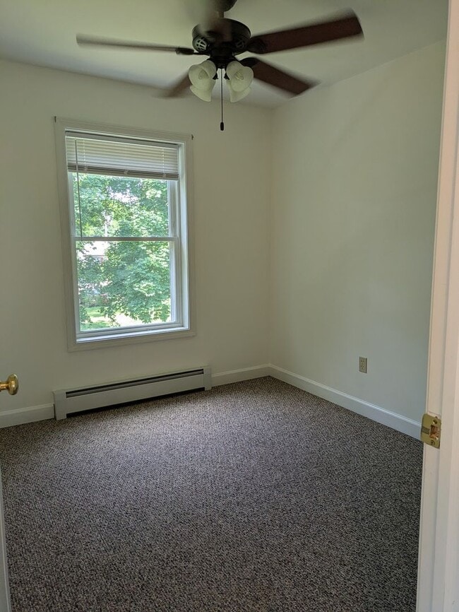 Building Photo - 55 Boys Ave
