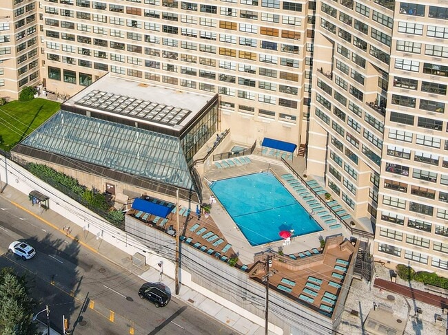 Building Photo - 7002 JFK Blvd E