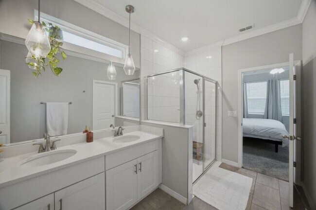 Building Photo - 5411 Bungalow Grove Ct