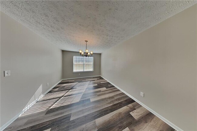 Building Photo - 3193 English Ivy Ln