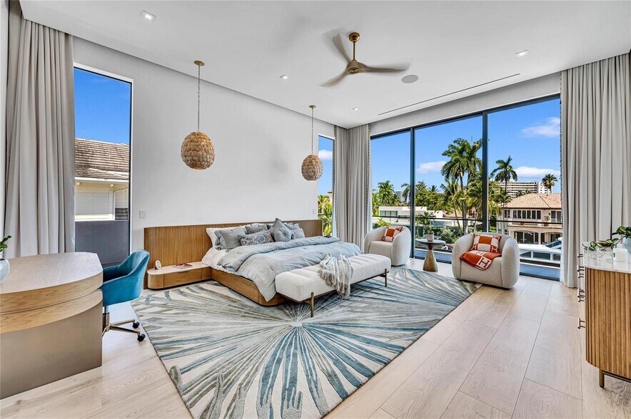 Building Photo - 408 Coral Way