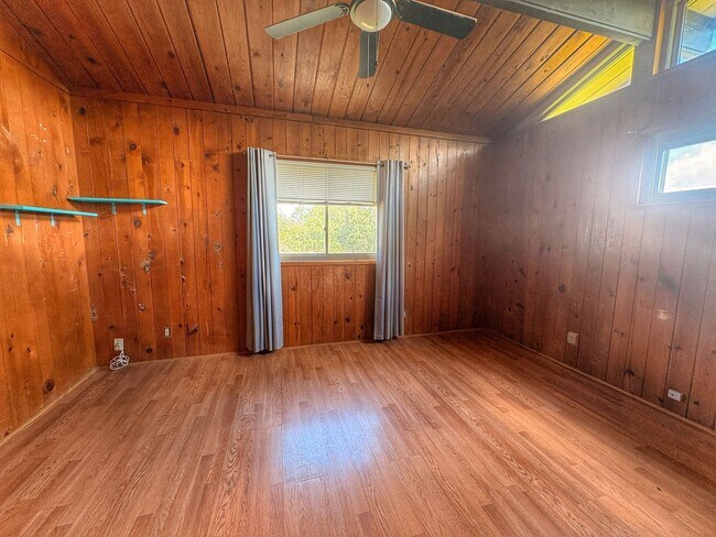 Building Photo - 1343 River Ranch Dr