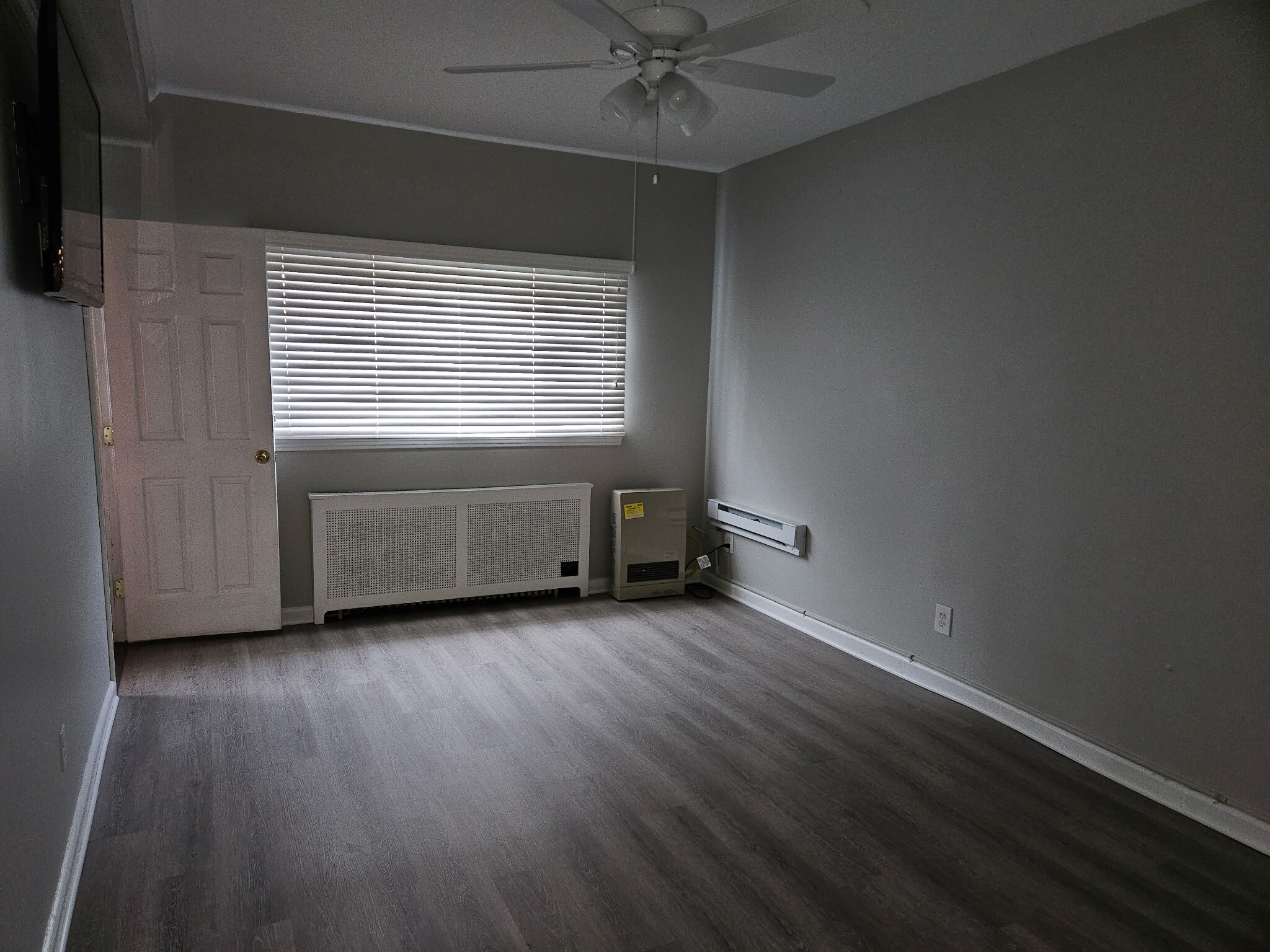 Building Photo - 1039 Clay Ave