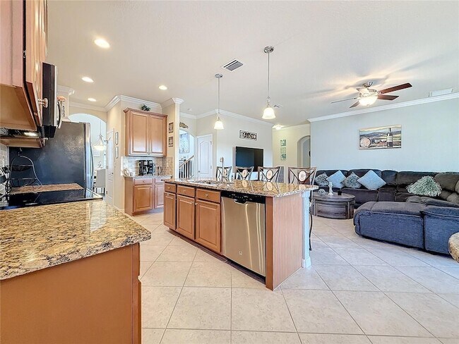 Building Photo - 6467 Willowshire Way