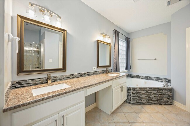 Building Photo - 1402 Chaparral Crossing