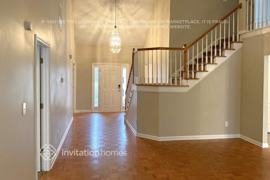 Building Photo - 2475 Harbin Springs Cove