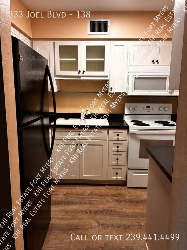 Building Photo - 333 Joel Blvd