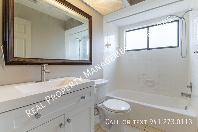 Building Photo - 6397 Samoa Dr