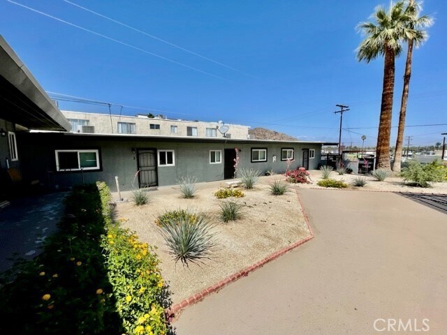 Building Photo - 36947 Melrose Dr