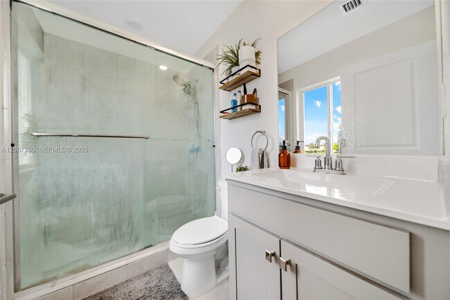 Building Photo - 1158 SE 23rd Ave