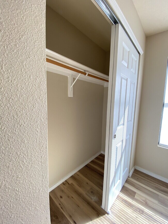 Building Photo - 2BR/1Bath - 4 Plex in Rio Rancho