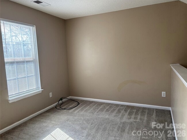 Building Photo - 1641 Clooney Ln