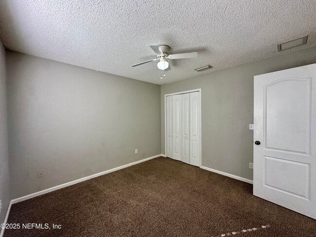 Building Photo - 6764 Gentle Oaks Dr