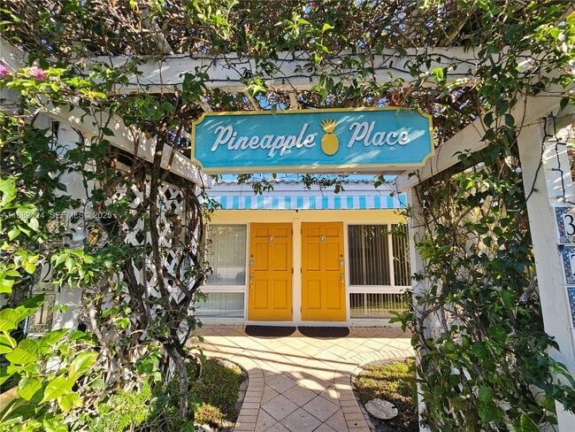 Building Photo - 3217 NE 7th Pl